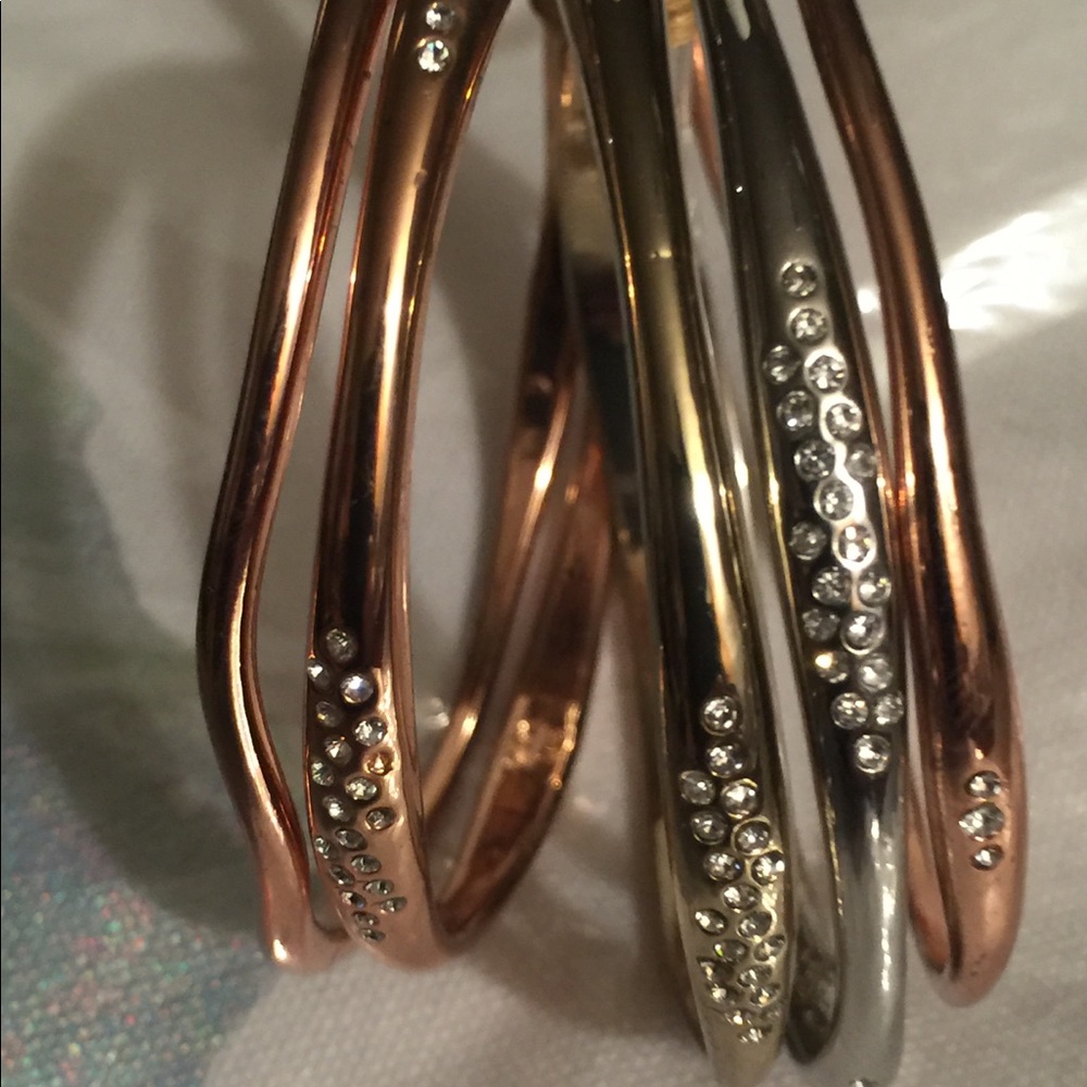 🌸5 Bangle Bracelets